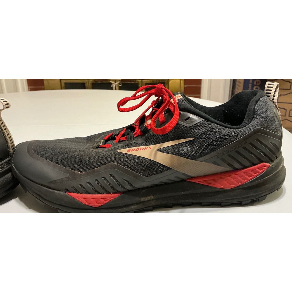 Brooks Cascadia 16 GTX Mens Trail Goretex Running Shoes Black Red  Size 12 - Picture 3 of 9